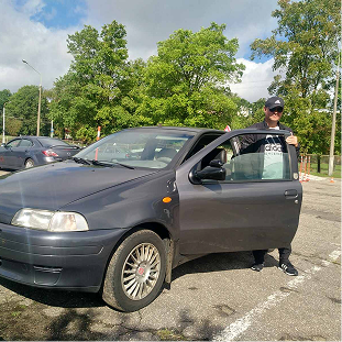 Инструктор автошколы