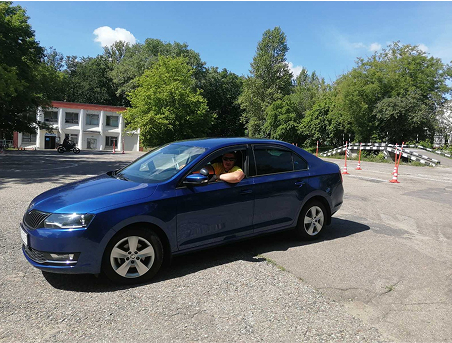 Автодром автошколы "Авиант"