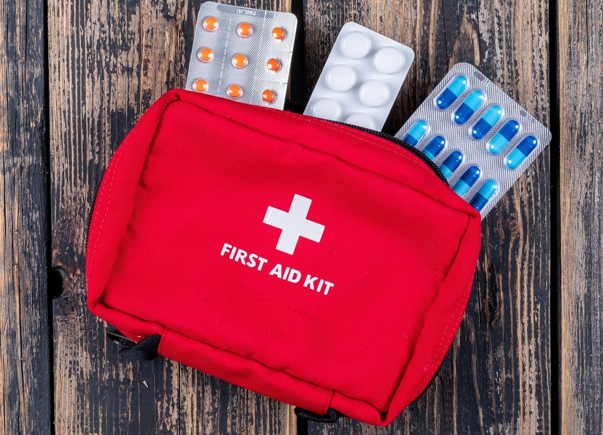 Автомобильная аптечка